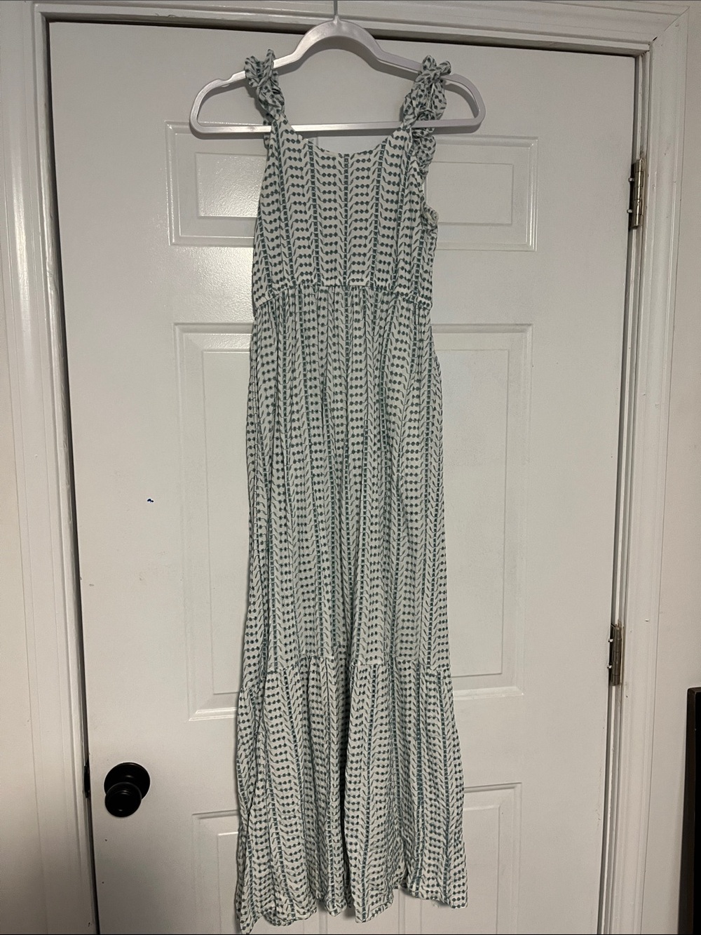 Jessica Simpson White and Teal Patterned Tiered Maxi Dress